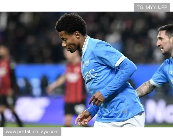 波利塔诺谈误判：球队上半场态度不可接受，需改善专注度